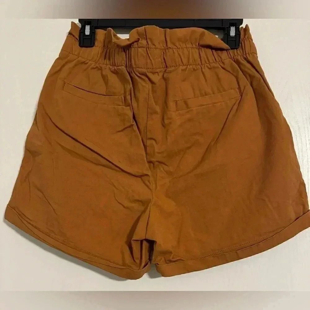 Liz Claiborne Pleated shorts | Rust Brown Color | Rolled up | Size 6 - Picture 9 of 11